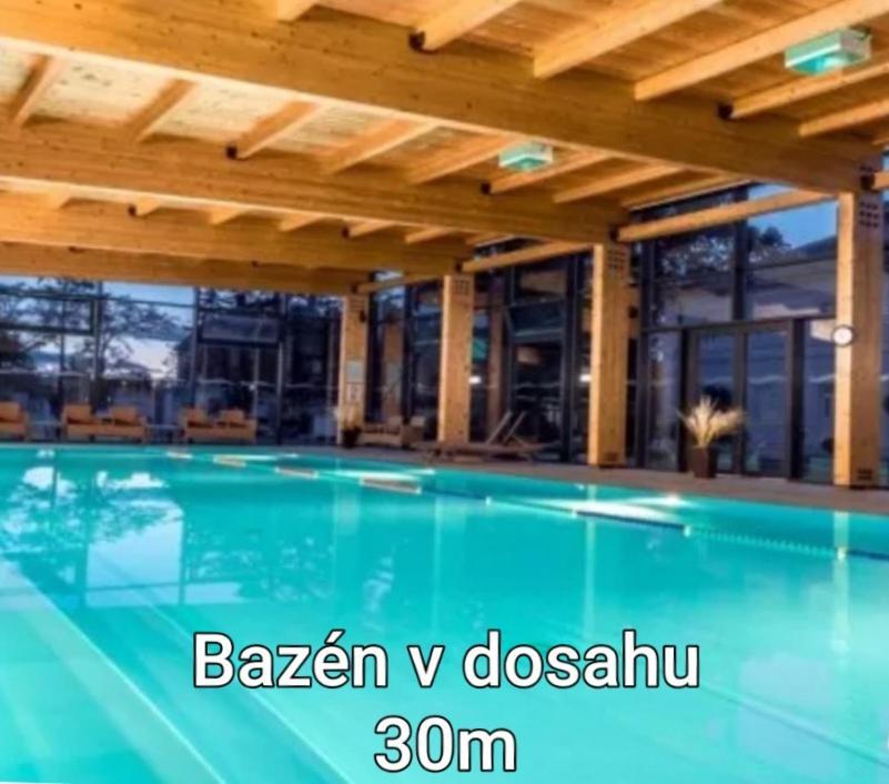 Apartmany Centro & Jacuzzi Piest'any Ngoại thất bức ảnh