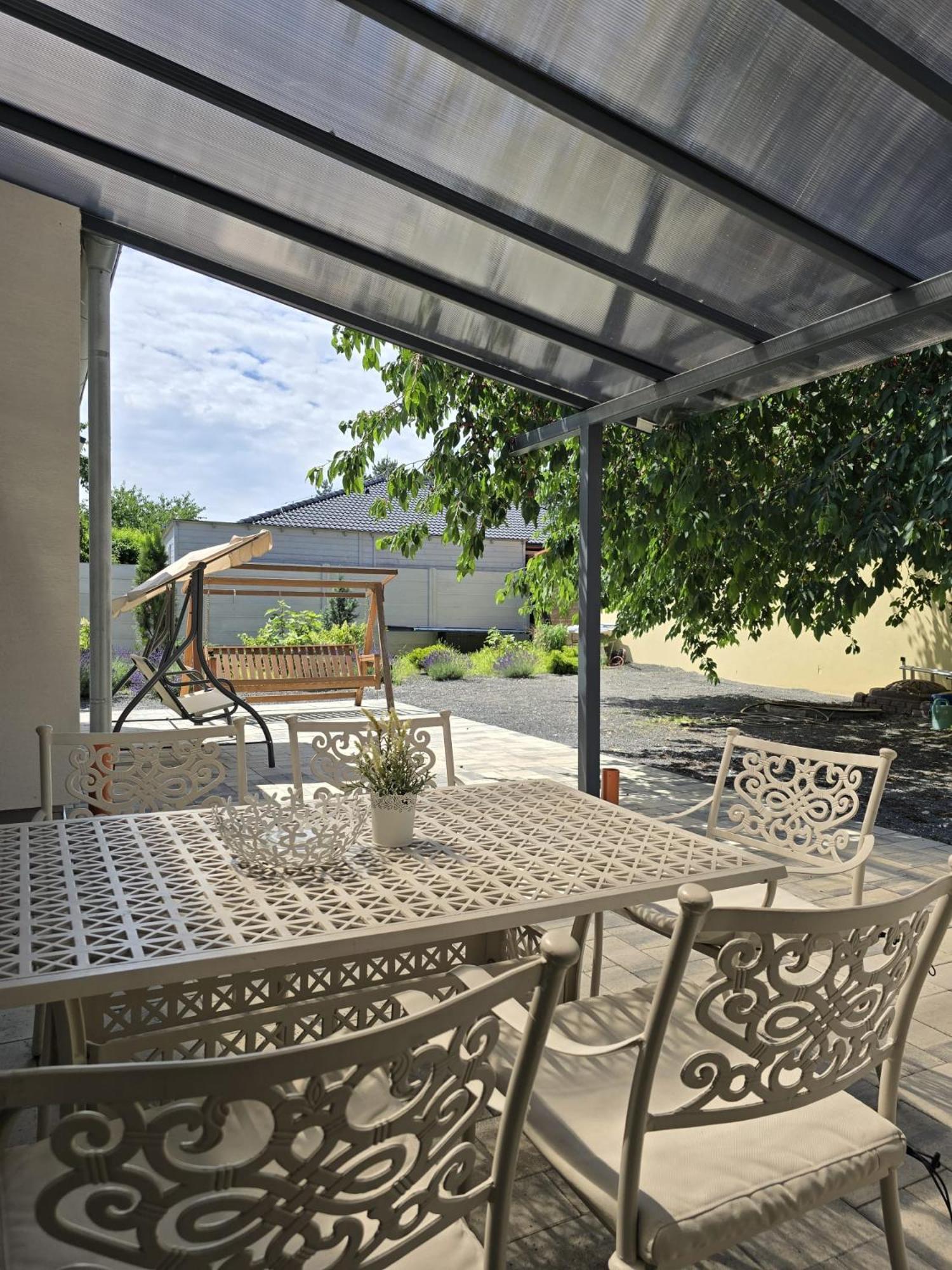 Apartmany Centro & Jacuzzi Piest'any Ngoại thất bức ảnh